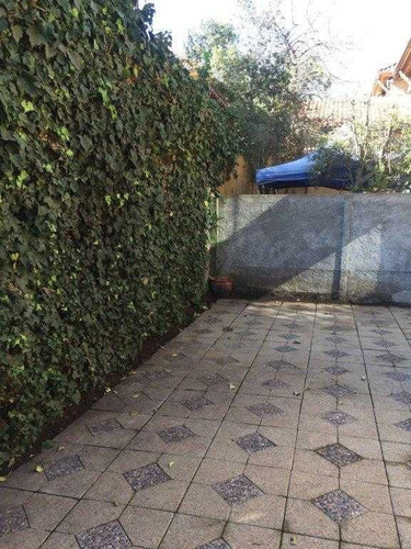 Imagen 15 de 23 de Comoda Casa, Seguridad Frente A Linda Plaza