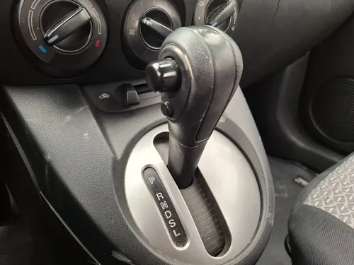 Mazda 2 1.5 15Hap At