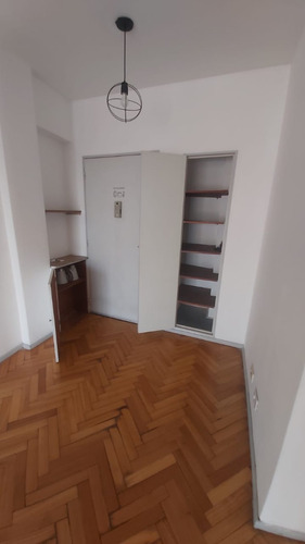 Alquiler Temporario - Departamento 3 Ambientes S/amoblar C/balcón - Av. Cabildo 2400 - Belgrano