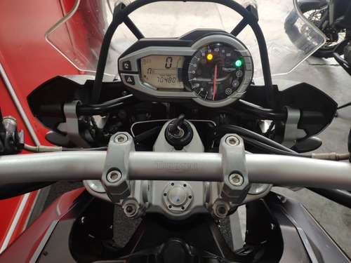 Imagem 7 de 11 de Triumph Tiger Explorer Abs 1200 2015 Cinza