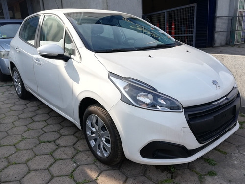Peugeot 208 Active 1.6 Lv Okm