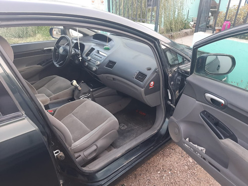 Honda Civic 1.8 Lxs Mt