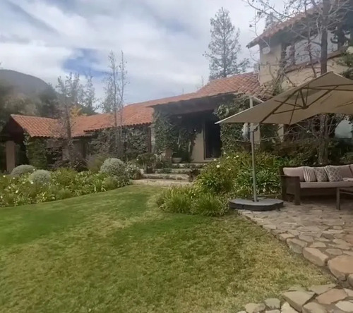Maravilloso Jardin Gran Parcela Piscina (146747)