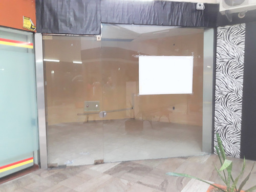 Venta Local Comercial Centro - Galeria Jardin ( De Julio ). Local