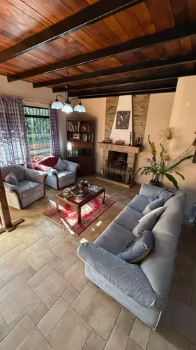Casa En Los Amarillos