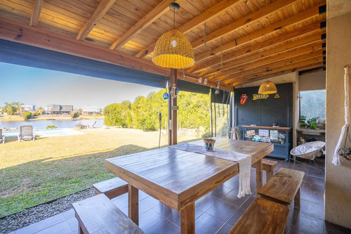 Venta Casa 5 Amb. BÂș San Benito - Benavidez