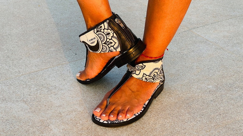 Imagen 10 de 10 de Sandalias Te Para Tres De Diseño Modelos Exclusivos Blanca
