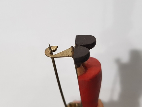 Imagen 8 de 8 de Heidi Antiguo Prendedor Plástico Mag 58196