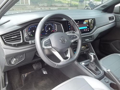 Volkswagen Nivus 1.0 200 TSI TOTAL FLEX HIGHLINE AUTOMÁTICO