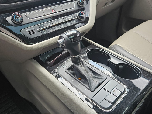 Kia Carnival 3.3 EX V6 24V GASOLINA 4P AUTOMATICO