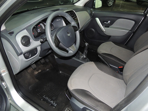 Renault Logan 1.6 Privilege 105cv