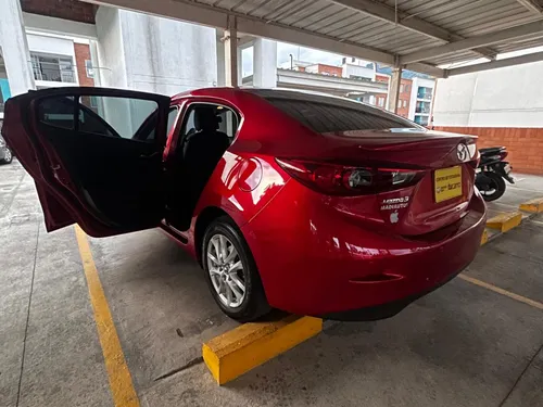 Mazda 3 2.0 Touring