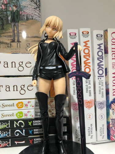 Figura De Saber Alter Fate Night Pendragon Bootleg 23 Cm
