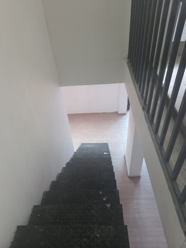 Imagen 15 de 19 de Local Comercial En Boleita Sur Para Oficina- Deposito En Pb A Orilla De Calle