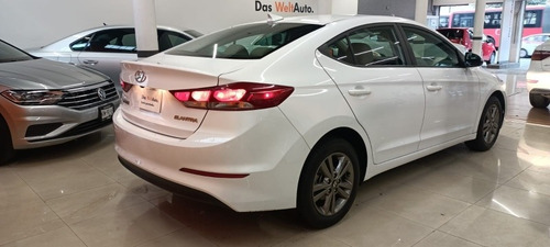 Imagen 8 de 13 de Hyundai Elantra 2018 2.0 Gls At