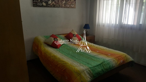 Chalet En Pleno Centro De Piriapolis- Ref: 3310