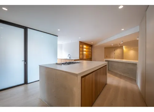 Apartamento De 189 M2 Totalmente Remodelado En La Tomatera, El Poblado
