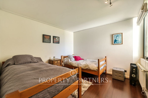 Casa Mediterránea En Condominio, Colegio Everest, ...