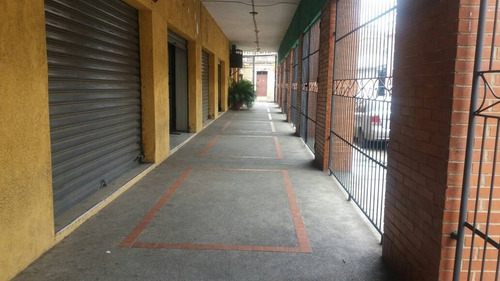 Imagen 4 de 15 de Mini Centro Comercial En Venta