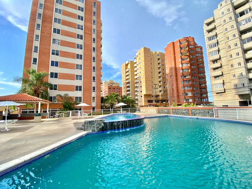 Cgi+ Luxury Ofrece En Venta, Hermoso Apartamento En El Conjunto Residencial Plaza Guaica - Lecheria