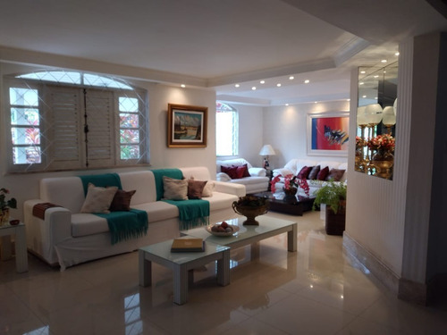 Casa 3/4, C/piscina, Churrasqueira, Excelente! - Ca00064 - 69453520