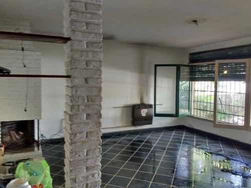 Chalet En La Mejor Zona De Monte Grande - Apto Crédito!!