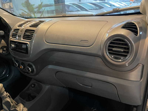 Imagem 11 de 15 de Fiat Grand Siena Essence 1.6 16v