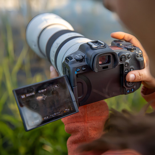 Câmera sem espelho Canon Eos R5 8k 45mp cor preta