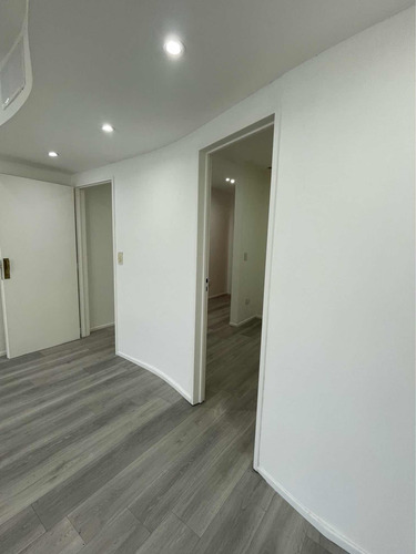 Estudio Gimnasio Pilate Dos Entradas Consultorios Odontología Showroom Med Estetica, Deposito Psicologia Call Center, Oficinas Espectacular Estado 3 Baños Cocina Seguridad Logística Financiera Tribuna