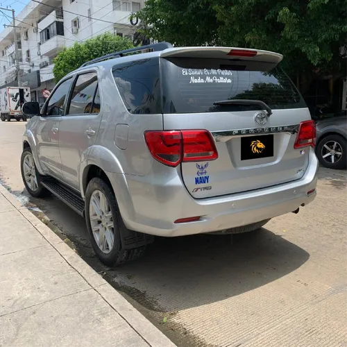 Toyota Fortuner 2.7l 4x2