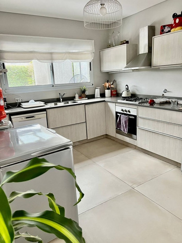 Imagen 2 de 10 de Casa En Alquiler Ubicado En Castaños, Nordelta, Tigre