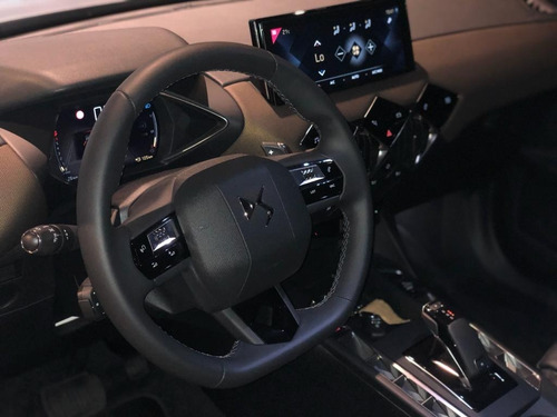 Ds Ds3 Crossback Pure Tech So Chic At8 0km - Darc Autos