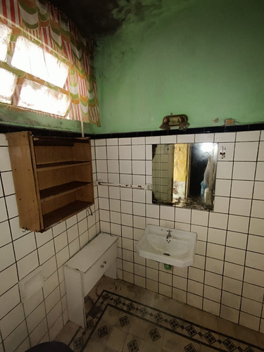 2 Casas + Local Comercial En 1 Terreno
