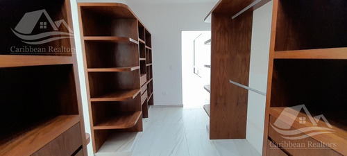 Casa En Venta En Residencial Via Cumbres