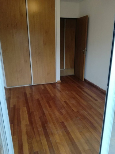 Imagen 10 de 12 de Departamento En Venta En Quilmes Centro