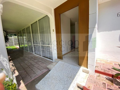 Imagen 10 de 25 de Jurica, Casa En Venta Ideal Para Remodelar