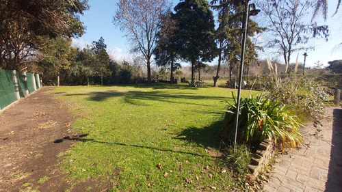 Imagen 19 de 30 de Venta Casa Quinta 4 Ambientes Lujan Gran Parque