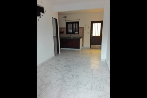 Imagen 5 de 14 de Duplex En Venta En San Justo