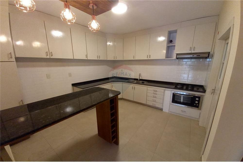 Imagen 7 de 20 de Vendo Dúplex A Estrenar En El Centro De Encarnación, A Pasos De La Costanera Bolik: 3 Habitaciones Y 2 Baños