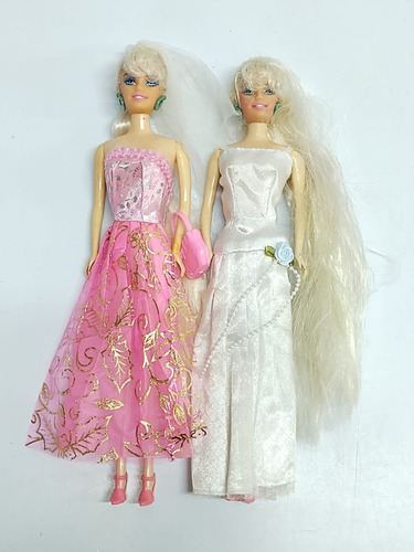 Lote 04 Barbies Bella Fashion Articulada Kit 05 (Usado)