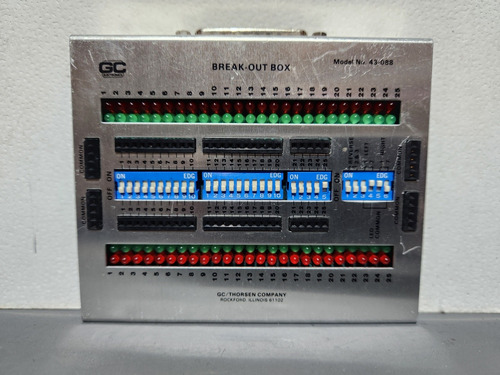 Caja De Puerto Serial Gc Electronics Mod 43 088.