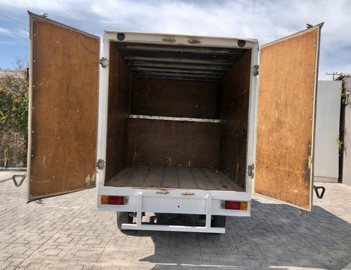 Imagen 8 de 12 de Nissan Np300 2014 Caja Seca Tm
