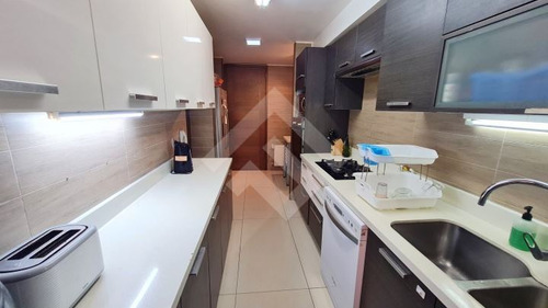 Departamento Venta Gran Jardín Y Quincho La Dehesa Newland
