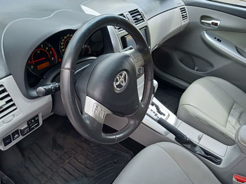 Imagen 15 de 18 de Toyota Corolla Gli