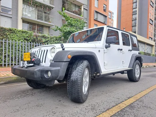 Jeep Wrangler UNLIMITED 3.6 A/T 4X4 2017