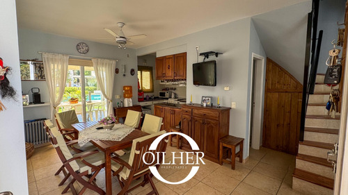Casa En Venta De 3 Dormitorios C/ Cochera!! Dentro De Complejo Con Pileta!