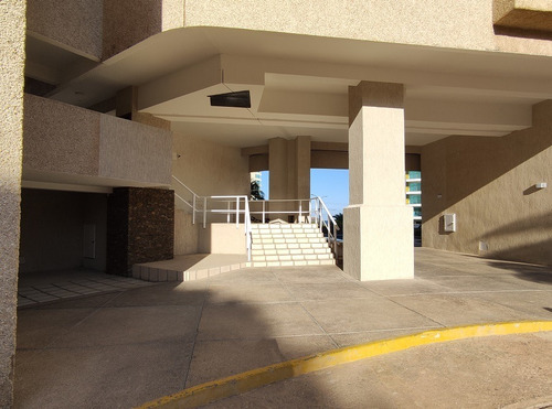 Imagen 11 de 12 de Hermoso Apartamento En Playa Moreno