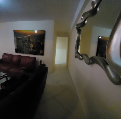 Imagen 4 de 16 de Res Papiros, Mañongo,con Terraza Cod 10347 Yackeline Tovar 04145831984