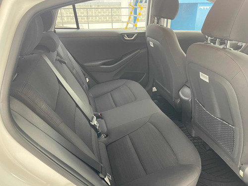 Imagen 7 de 12 de Hyundai Ioniq 2019 1.6 Limited