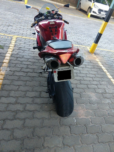 Yamaha R1